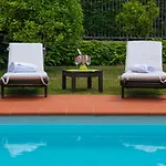Villa Magnificent *