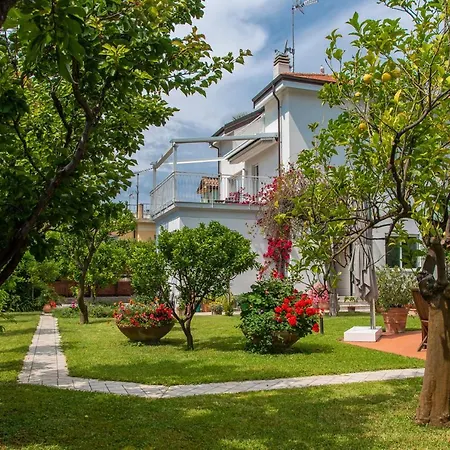 Magnificent Villa *