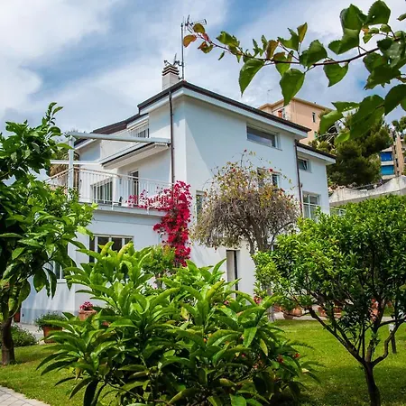 וילה Magnificent *