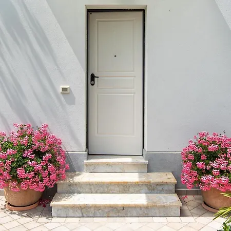 Magnificent Vila Sanremo